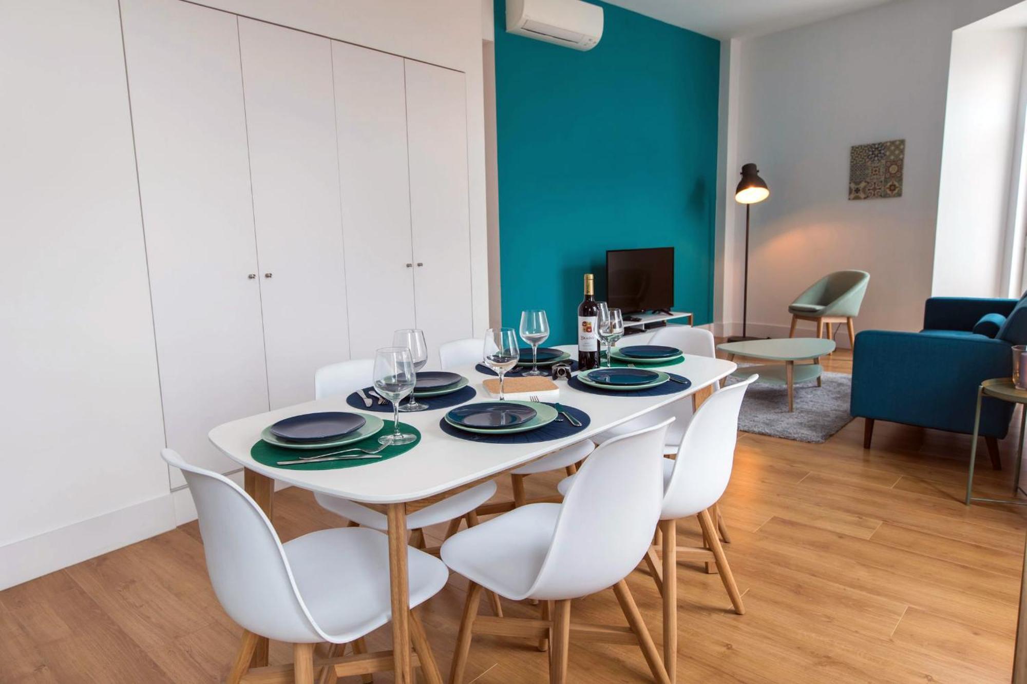Sunny 3Bdr Apartment In Graca By Lovelystay Lisboa Eksteriør bilde