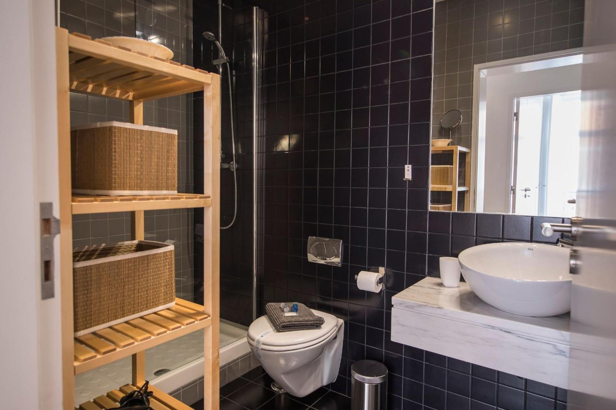 Sunny 3Bdr Apartment In Graca By Lovelystay Lisboa Eksteriør bilde