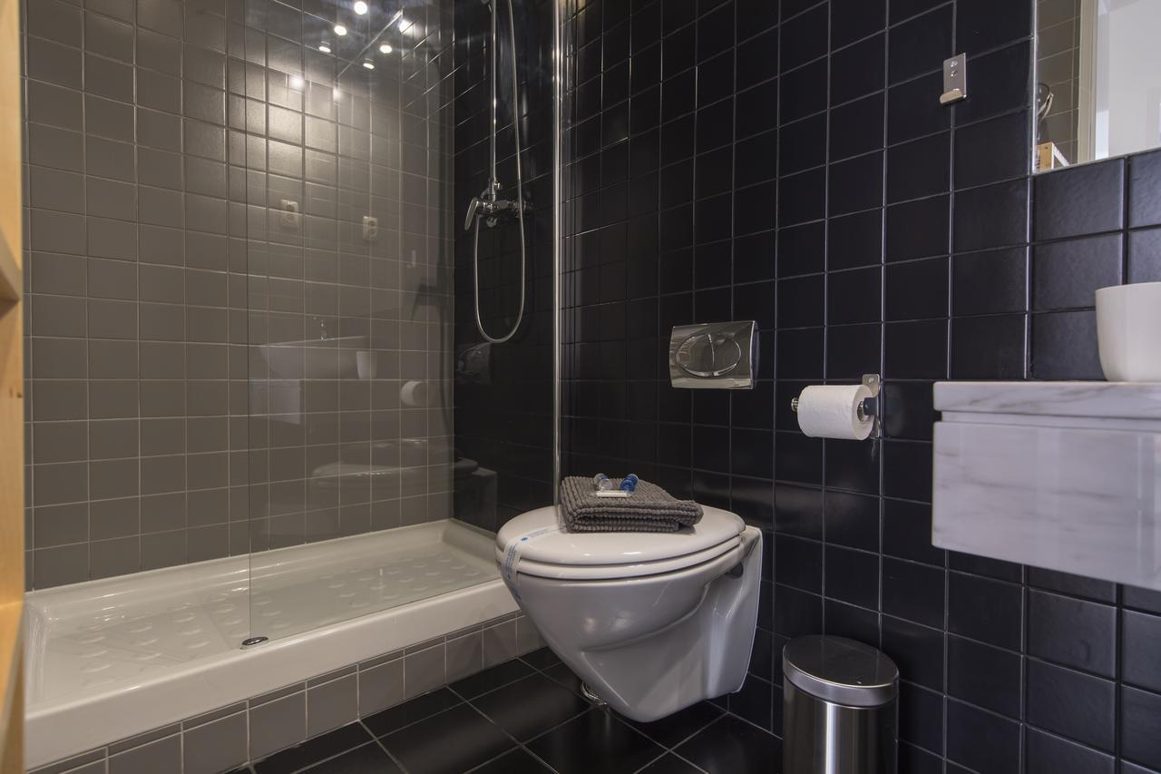 Sunny 3Bdr Apartment In Graca By Lovelystay Lisboa Eksteriør bilde